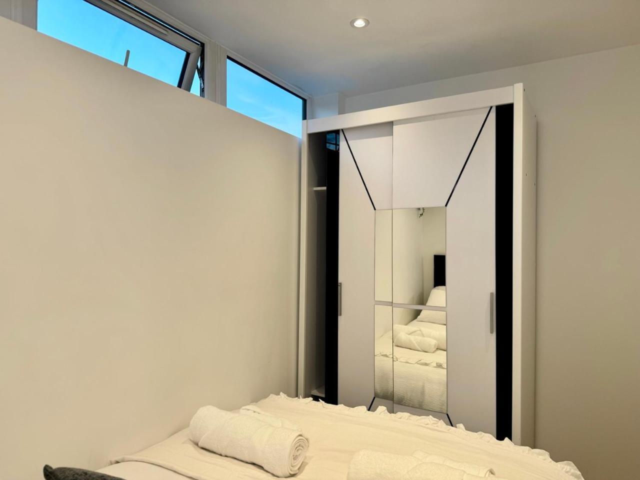 Luxury 2 Bedroom Apartment In Central Croydon With Free Parking Bagian luar foto
