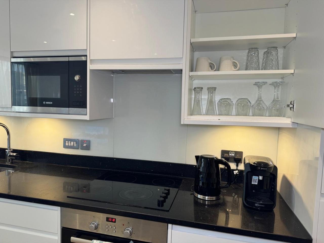 Luxury 2 Bedroom Apartment In Central Croydon With Free Parking Bagian luar foto