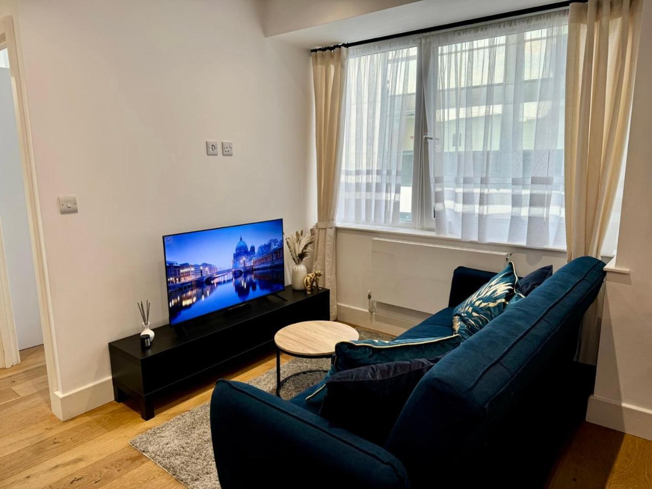 Luxury 2 Bedroom Apartment In Central Croydon With Free Parking Bagian luar foto