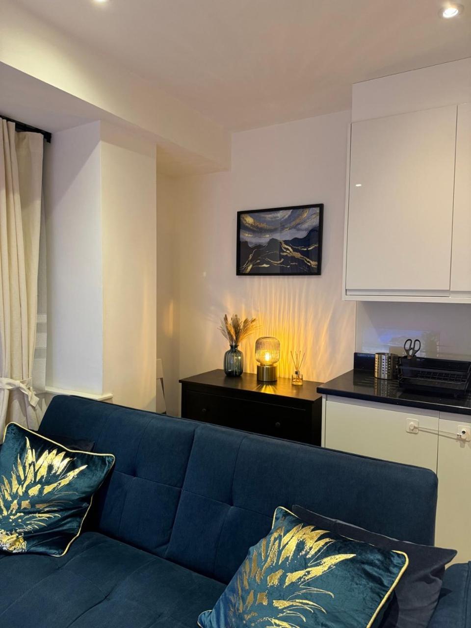 Luxury 2 Bedroom Apartment In Central Croydon With Free Parking Bagian luar foto