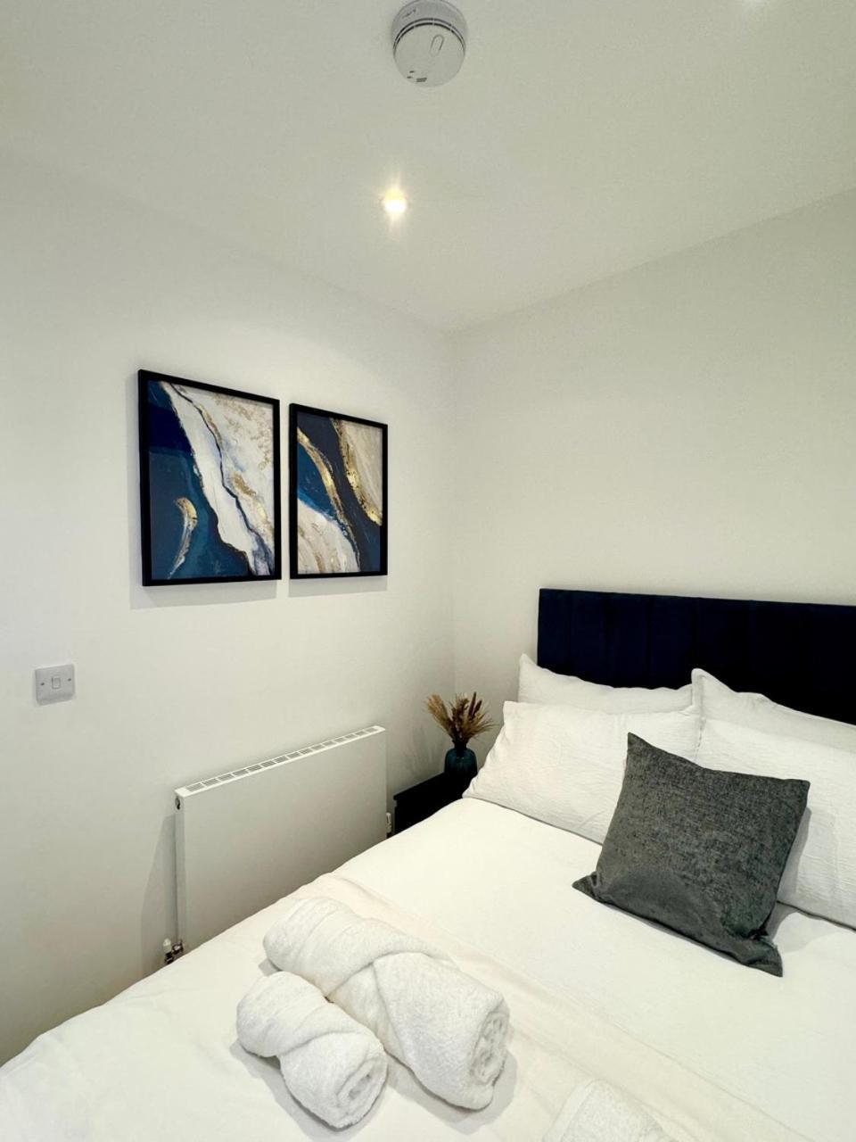 Luxury 2 Bedroom Apartment In Central Croydon With Free Parking Bagian luar foto